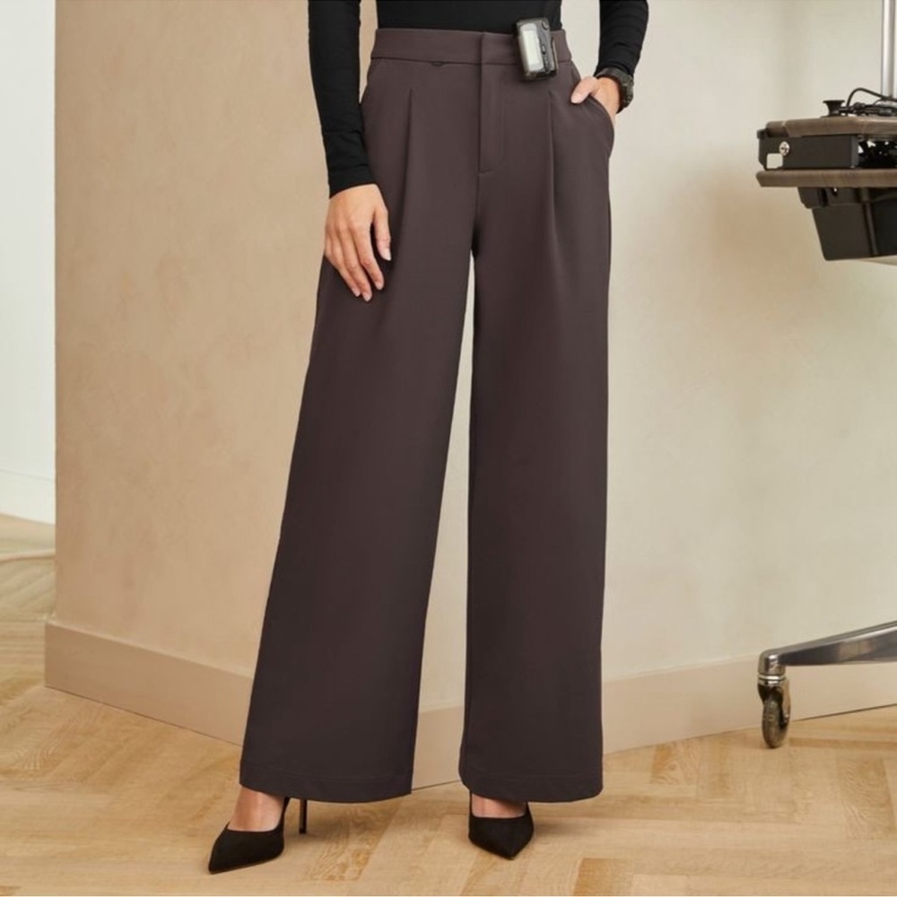 figs pro petite wide leg scrub trousers brown